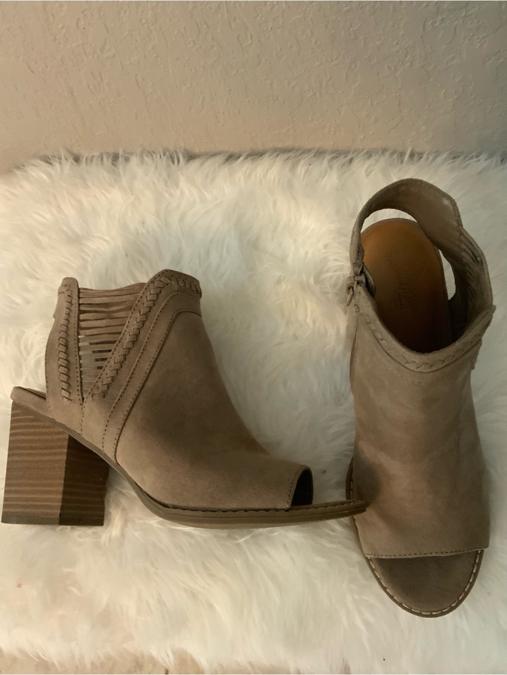 Universal Thread Taupe Peep-Toe Block Heel Booties, size 8